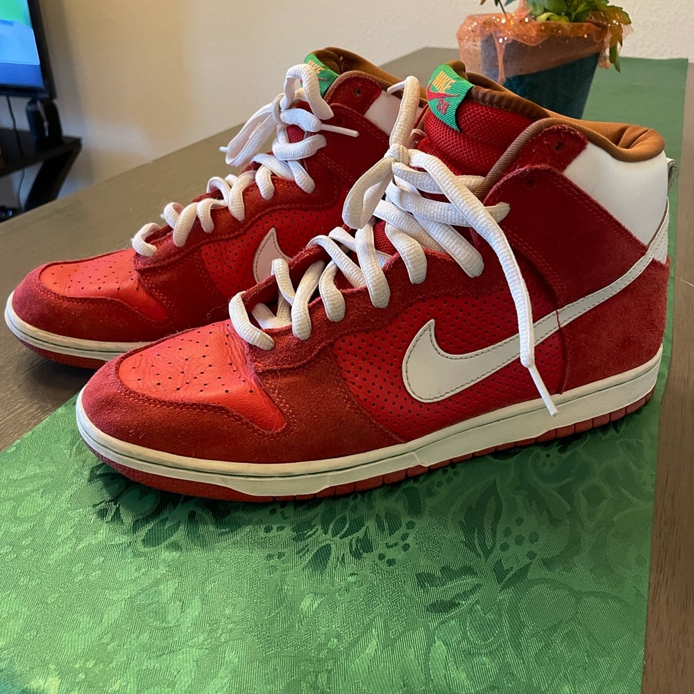 Nike SB Dunks Big Gulps